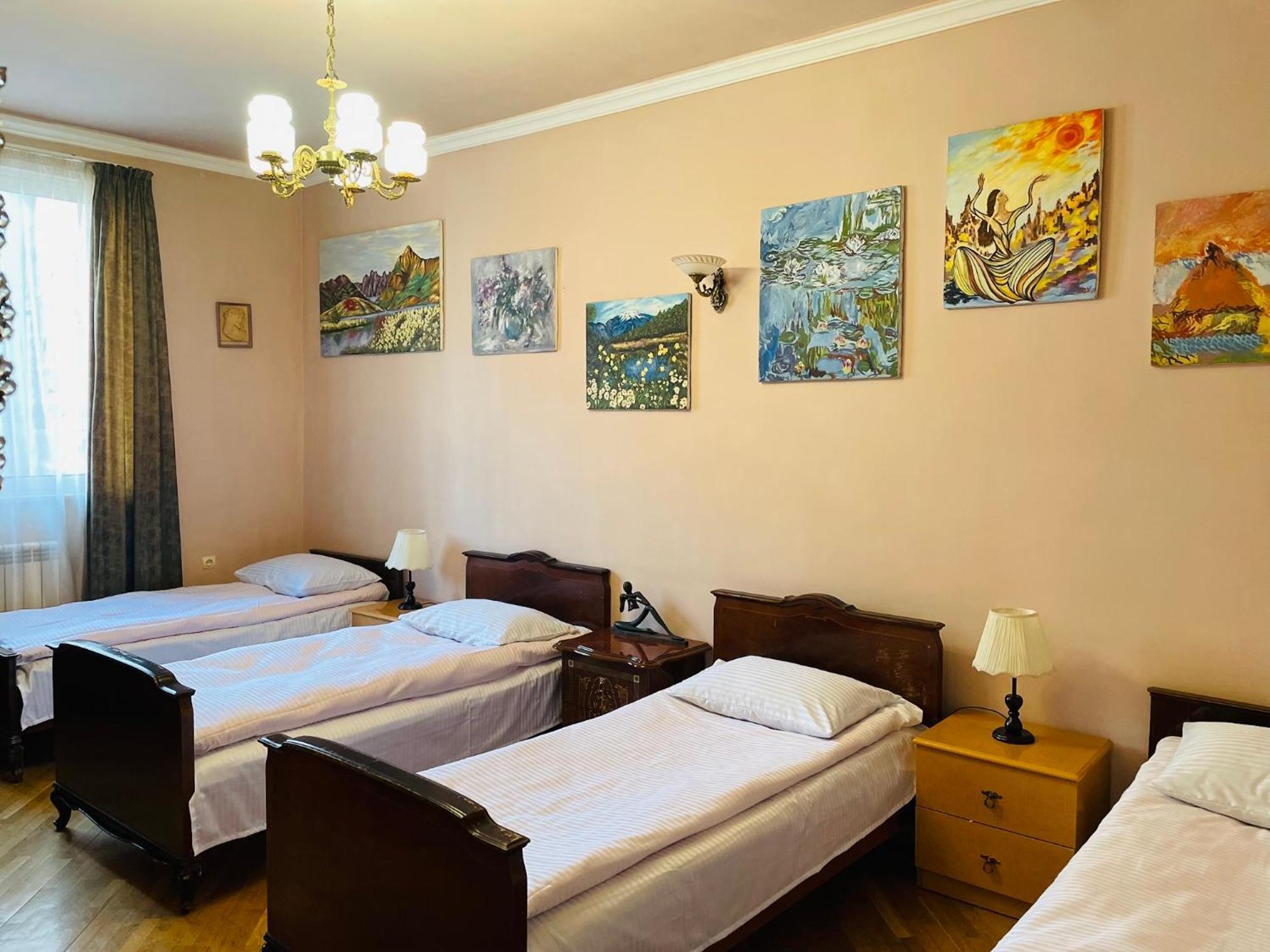 Bright And Modern 4Br Apartment - Center Of Ереван Екстериор снимка
